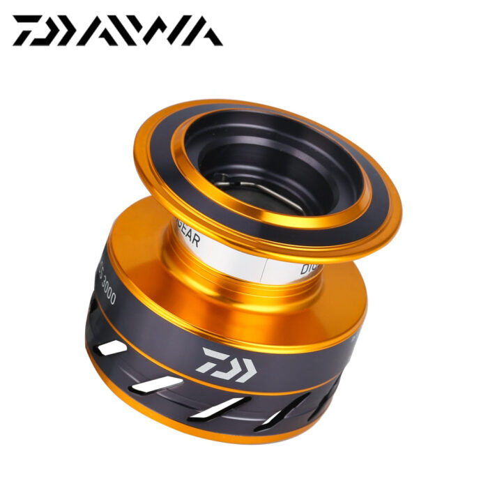 Molinete DAIWA MISSION CS SS 2000 2500 3000 Recolhimento 5.3:1 - vipzio