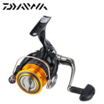 Molinete DAIWA MISSION CS SS 2000 2500 3000 Recolhimento 5.3:1 - vipzio