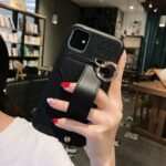 Capinha Transparente Corações Antichoque para iPhone