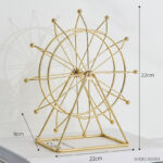 Escultura Roda Gigante Dourada - Mardish