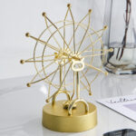 Escultura Roda Gigante Dourada - vipzio
