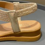 Sandália Rasteirinha Jasmine™ com Aplicação em Strass / A Top em Luxo, Requinte e Conforto Inigualável! - vipzio