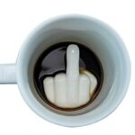 Caneca de Cerâmica Up Yours Mug - vipzio