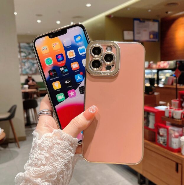 Capinha iPhone Luxo Borda Dourada - vipzio