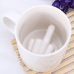 Caneca de Cerâmica Up Yours Mug - vipzio