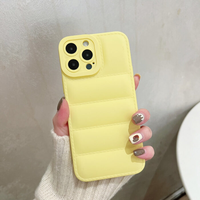 Capinha Puffer Antichoque Silicone iPhone