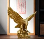 Escultura Águia Dourada - vipzio