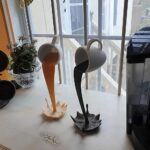 Escultura Spilled Coffee 3D - vipzio