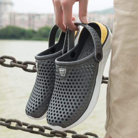 crocs