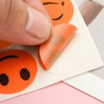 Sticker Protector 3.0 - Adesivo Repelente - PAGUE 200 LEVE 300 UNIDADES! (100 DE BRINDE) - vipzio