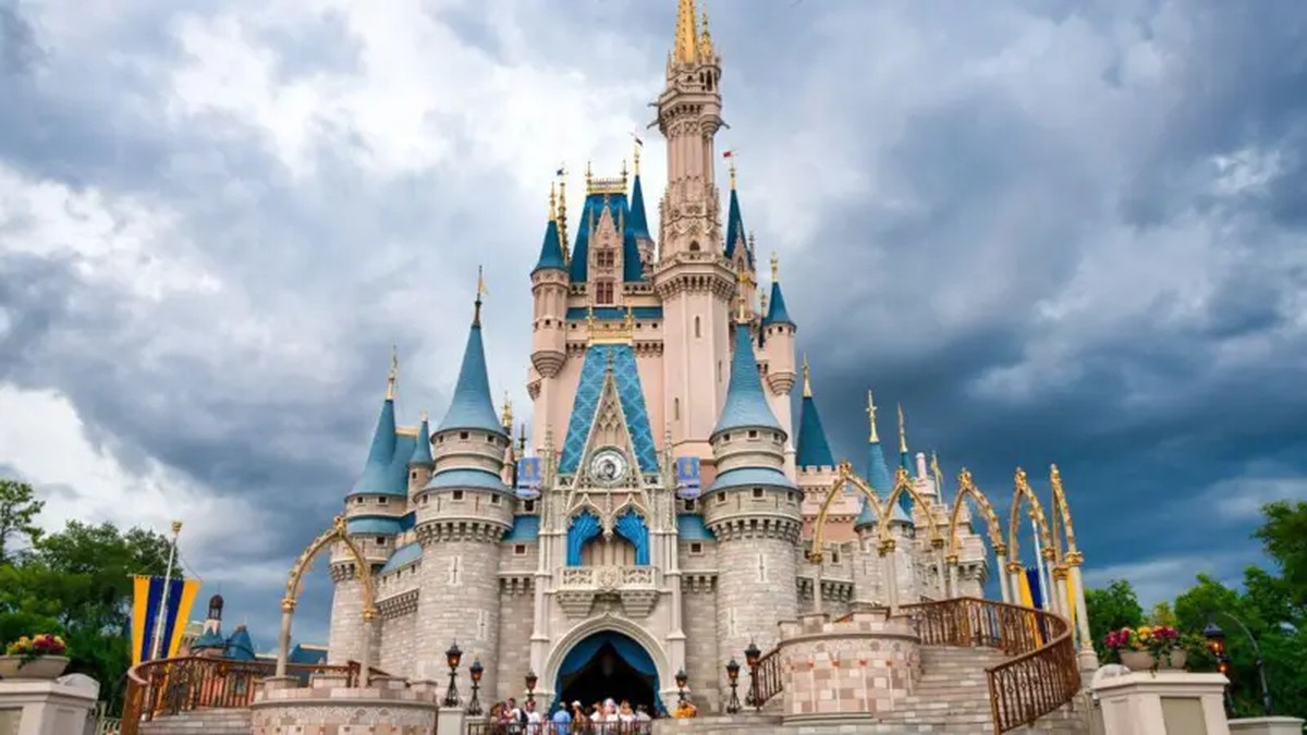 Por que a Disney alega que assinante do Disney+ não pode processar empresa por morte da mulher em parque