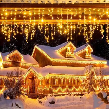 Levante varal de luzes natalinas de 5 metros traz um toque mágico à sua decoração festiva. Com uma iluminação sumptuoso e encantadora, ele é perfeito para iluminar ambientes internos e externos, criando uma atmosfera acolhedora e festiva para as celebrações.