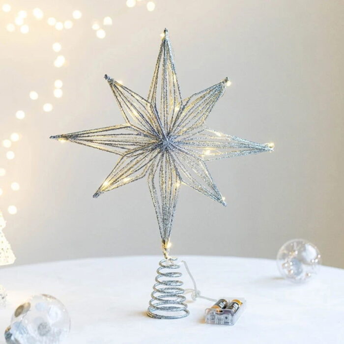 A Estrela de LED para Topo de Árvore de Natal é o toque final ideal para sua decoração natalina, criando uma atmosfera encantadora e acolhedora. Com um design sofisticado e luzes LED integradas, ela proporciona um luz próprio, destacando ainda mais a formosura da sua árvore durante as festividades.