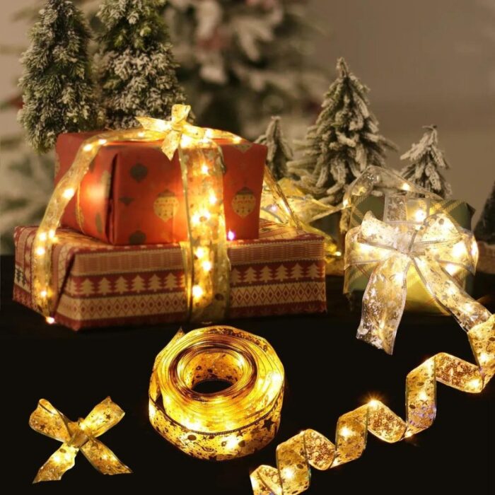 A Fita LED Decorativa Iluminada para Árvore de Natal VipZio transforma sua árvore em uma exibição cintilante e encantadora, trazendo a núcleo e o feitiço do Natal para seu lar. Deixe sua árvore radiante e crie uma atmosfera acolhedora e festiva.