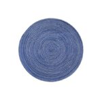 O Jogo Americano Rotundo em Estilo Nórdico, feito com fios de rami e algodão, é a combinação perfeita de elegância e praticidade para suas refeições. Com um design quebradiço inspirado na estética nórdica, ele é ideal para trazer sofisticação e charme à sua mesa.