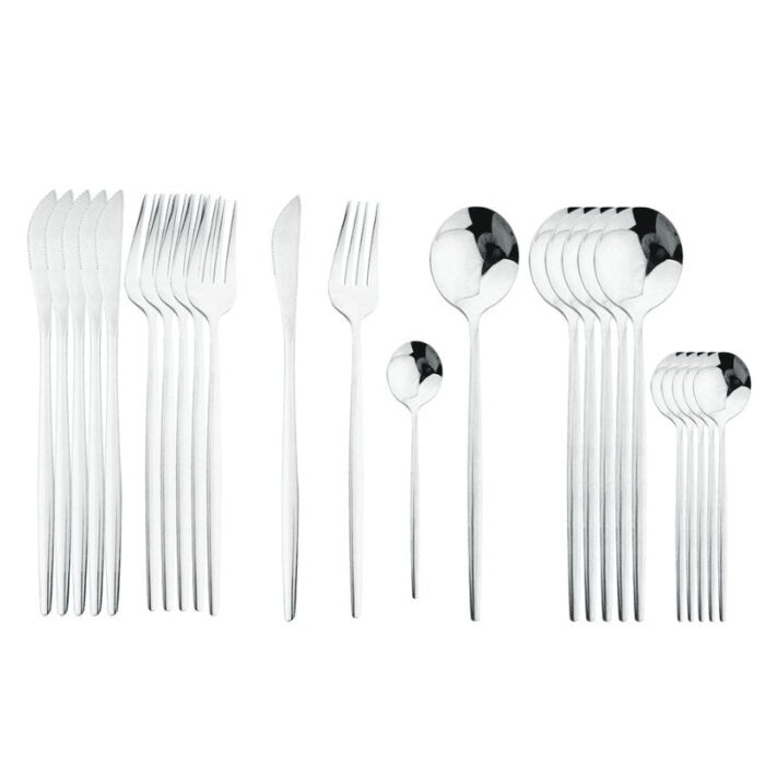 O Faqueiro Sofisticado 24 Peças Aço Inoxidável VipZio é um conjunto refinado e completo, ideal para atender às suas necessidades em ocasiões especiais. Com um design elegante e ergonômico, leste faqueiro combina com diferentes estilos de decoração, proporcionando venustidade, praticidade e conforto à sua mesa.