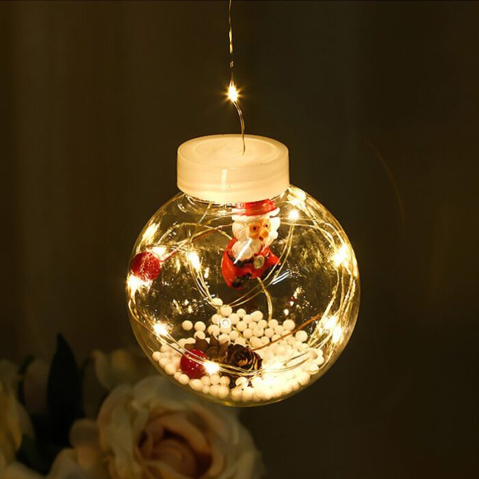 O Varal de Luzes Decorativas de Natal VipZio proporciona uma iluminação suave e encantadora, com pequenas bolinhas decorativas que capturam o espírito natalino. Fabricado com materiais de subida duração, cada lâmpada cria um envolvente hospitaleiro e vibrante, ideal para realçar a magia das festas de término de ano.